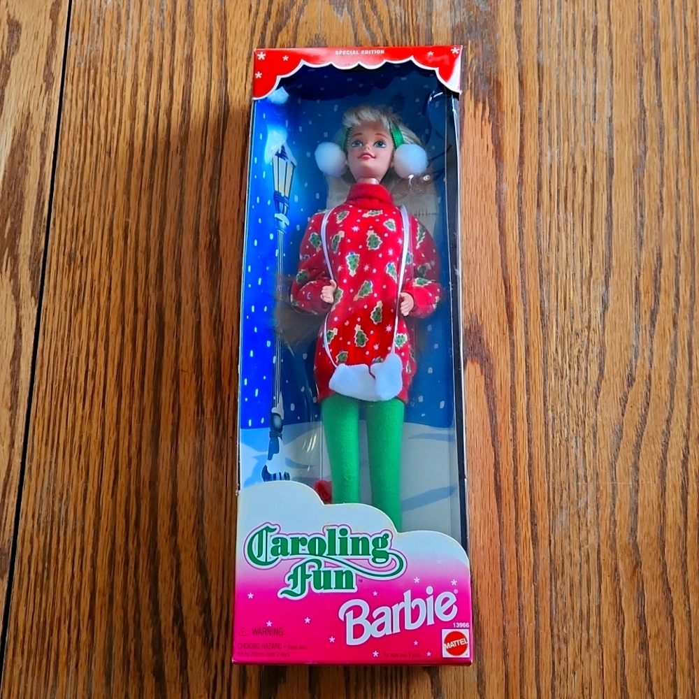 Mattel Special Edition Caroling Fun Barbie